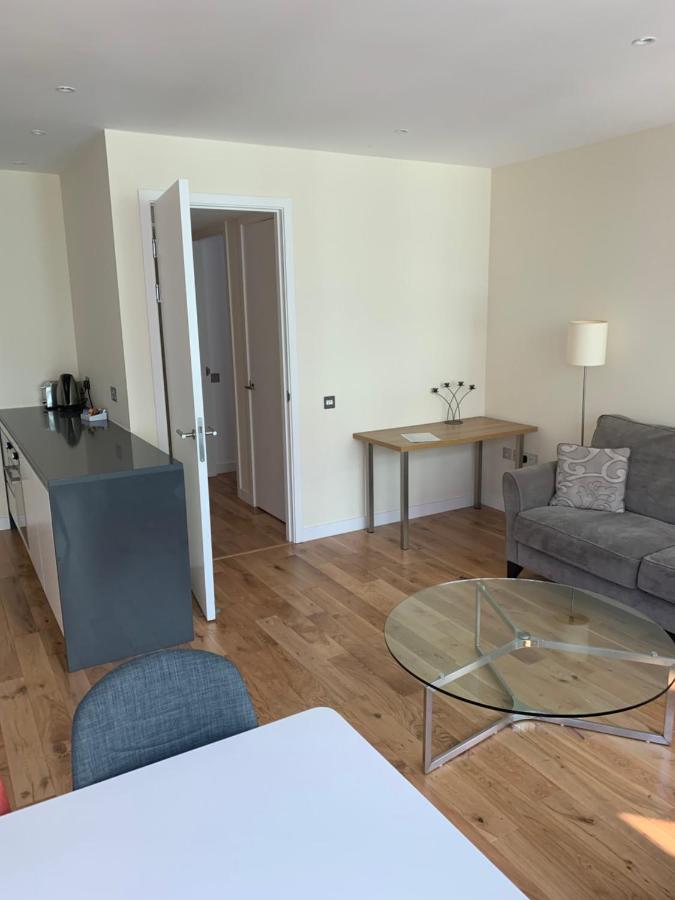 אדינבורו Quartermile 1 Bedroom Apartment - With Free Parking Included מראה חיצוני תמונה