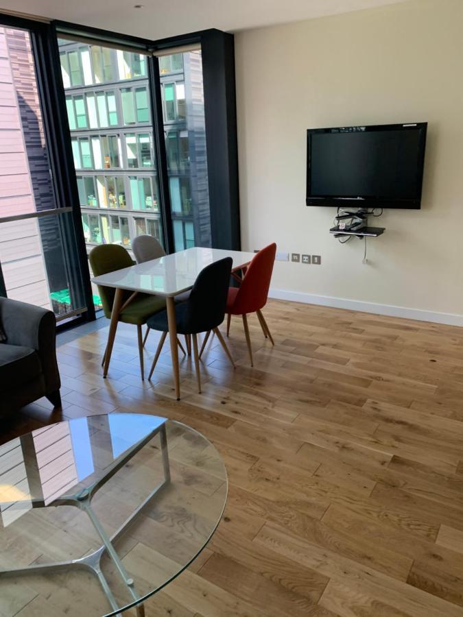 אדינבורו Quartermile 1 Bedroom Apartment - With Free Parking Included מראה חיצוני תמונה